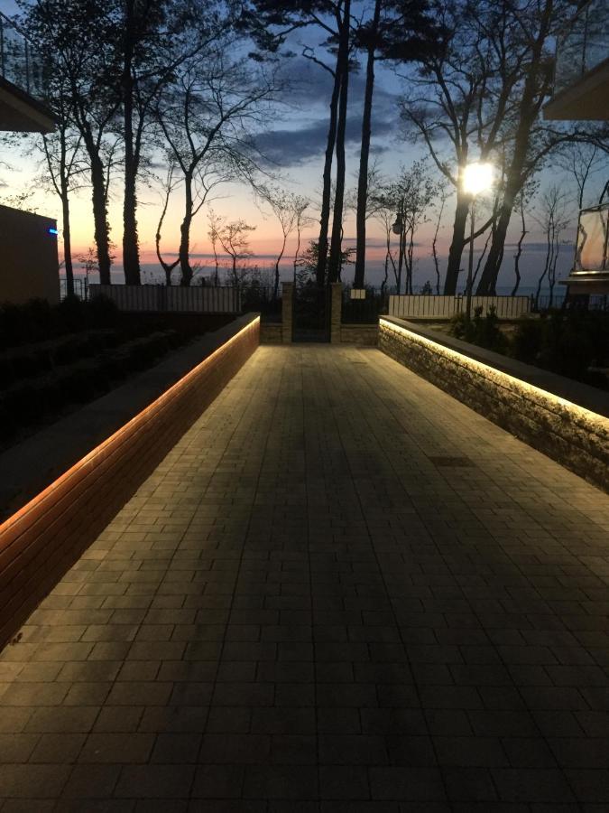 Apartament Nadmorski Z Basenem Klifowa 레왈 외부 사진
