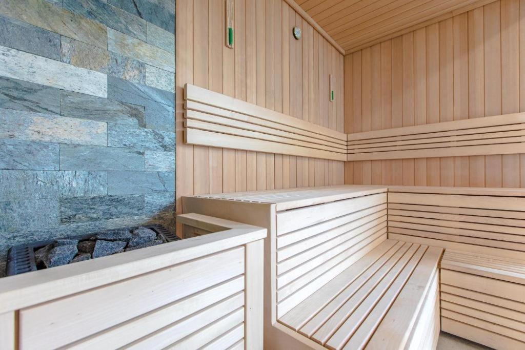 Apartament Nadmorski Z Basenem Klifowa 레왈 외부 사진